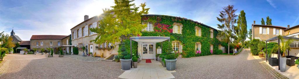 Hotel Restaurant La Bergerie Rugy Exterior photo